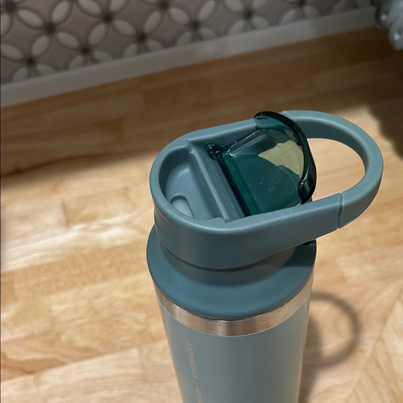 Stanley + Starbucks Green Stainless Steel Tumbler - Picture 3 of 3